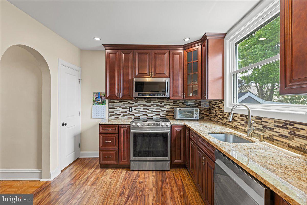 DREXEL HILL - Residential