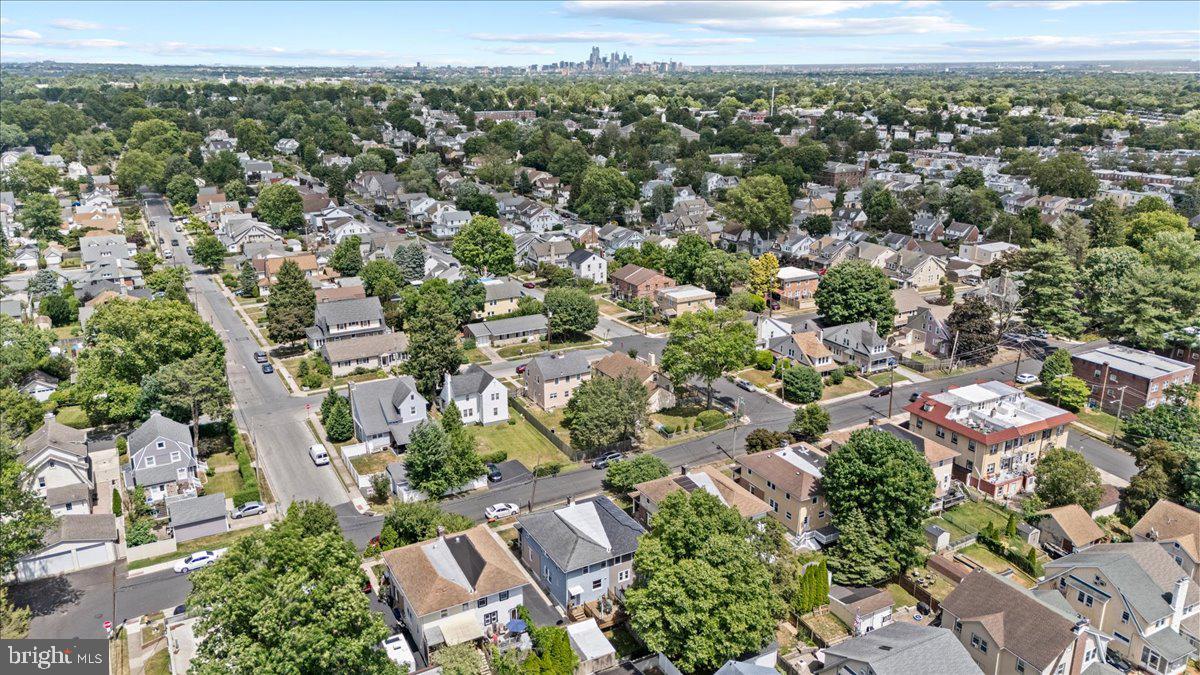 DREXEL HILL - Residential