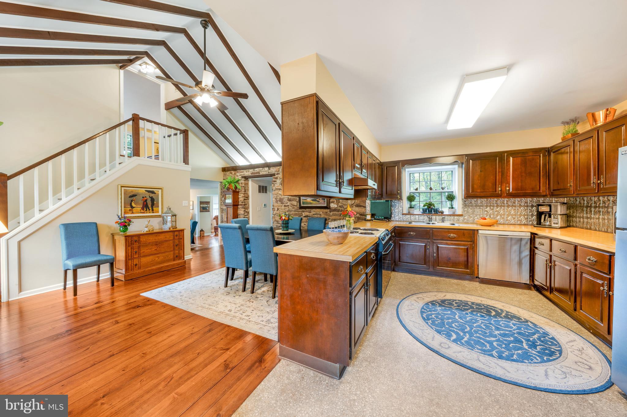 WASHINGTON CROSSING - Residential