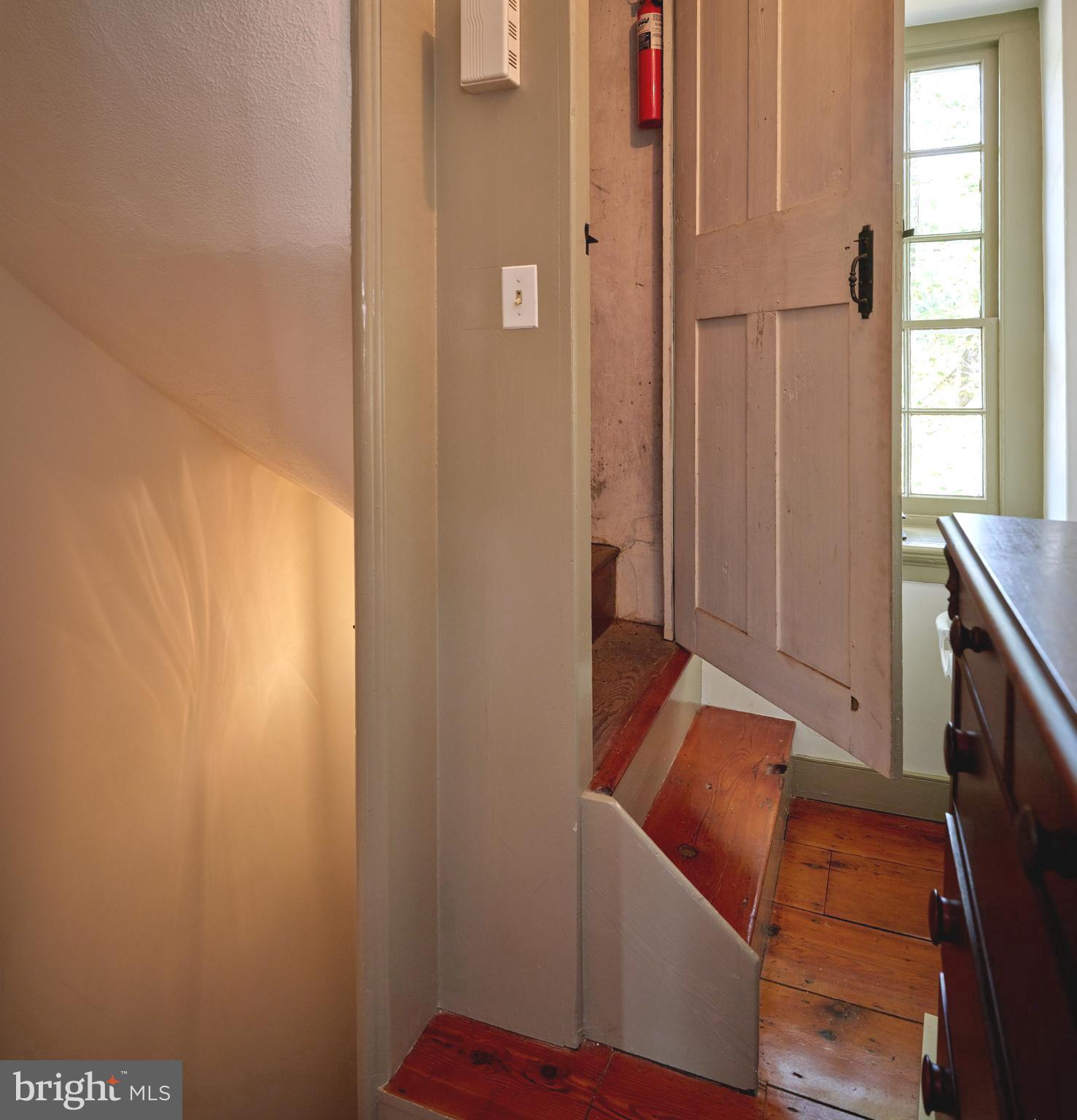 WASHINGTON CROSSING - Residential