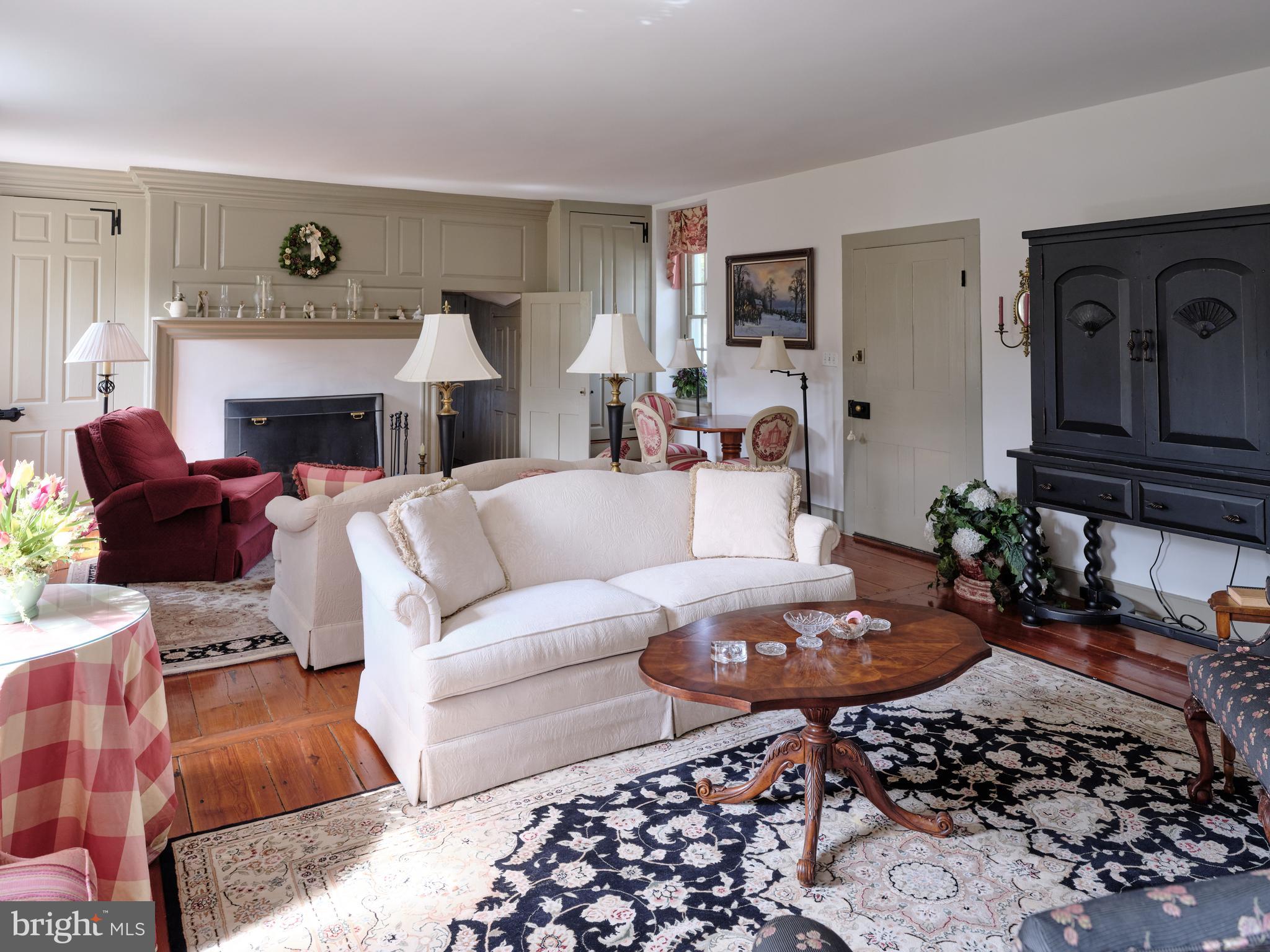 WASHINGTON CROSSING - Residential