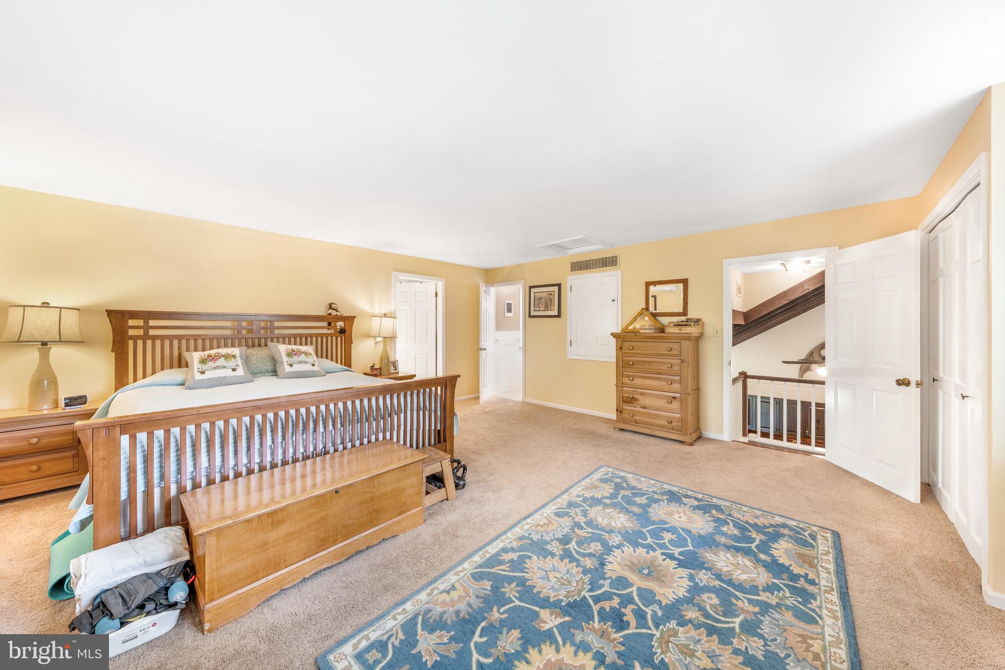 WASHINGTON CROSSING - Residential