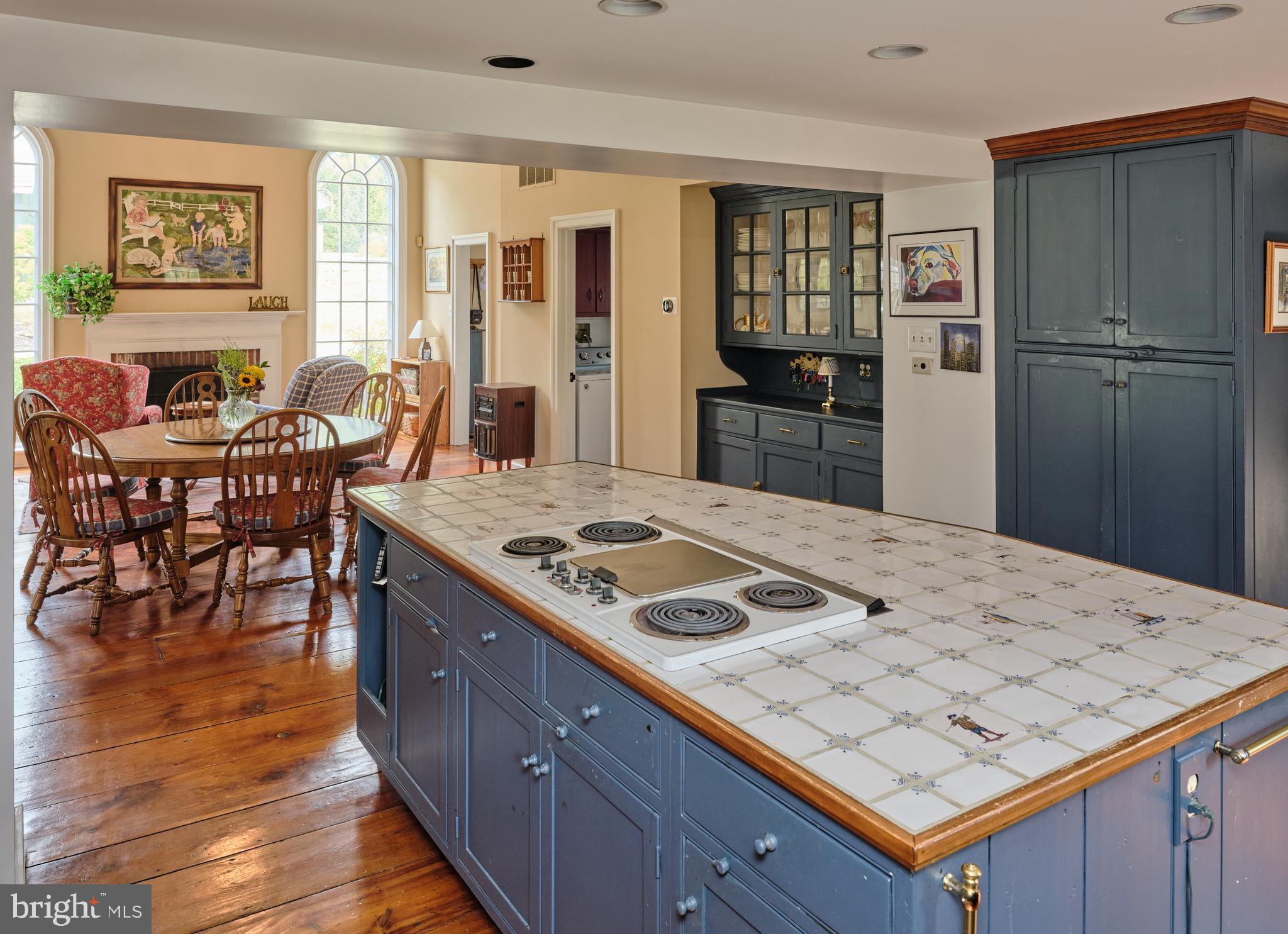 WASHINGTON CROSSING - Residential