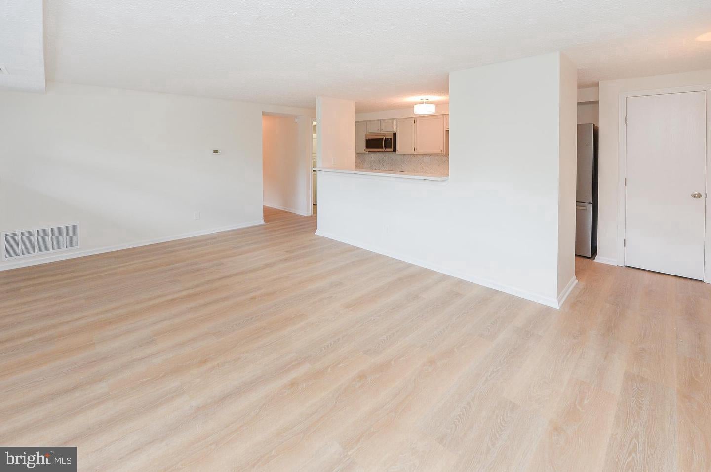 25 CRANBERRY COURT