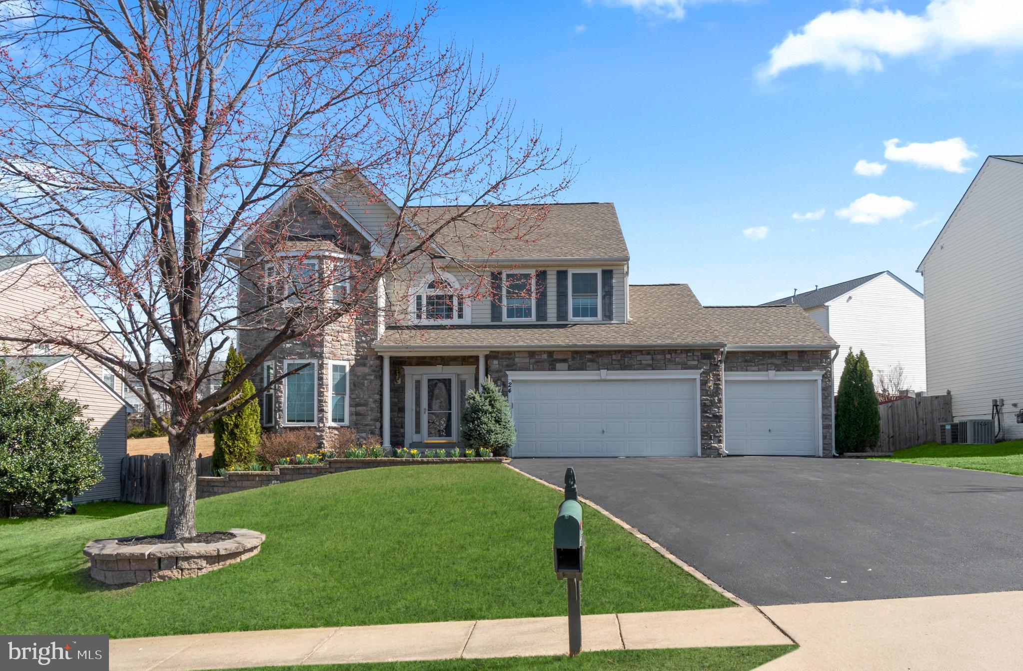 SOMERSET LANDING - Residential