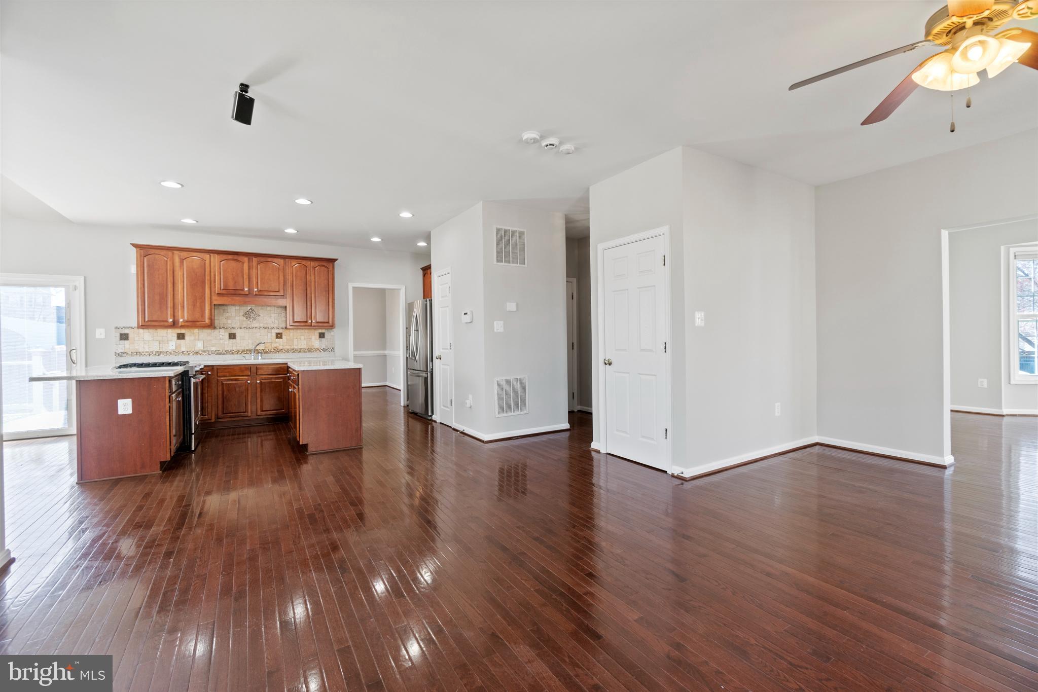 SOMERSET LANDING - Residential