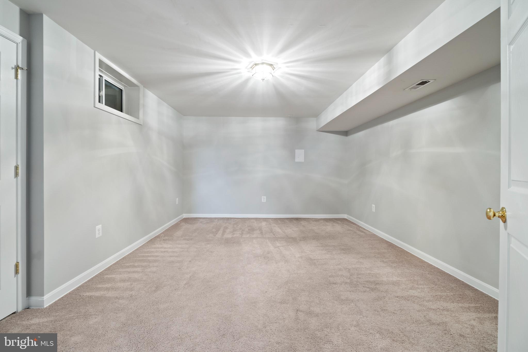 SOMERSET LANDING - Residential