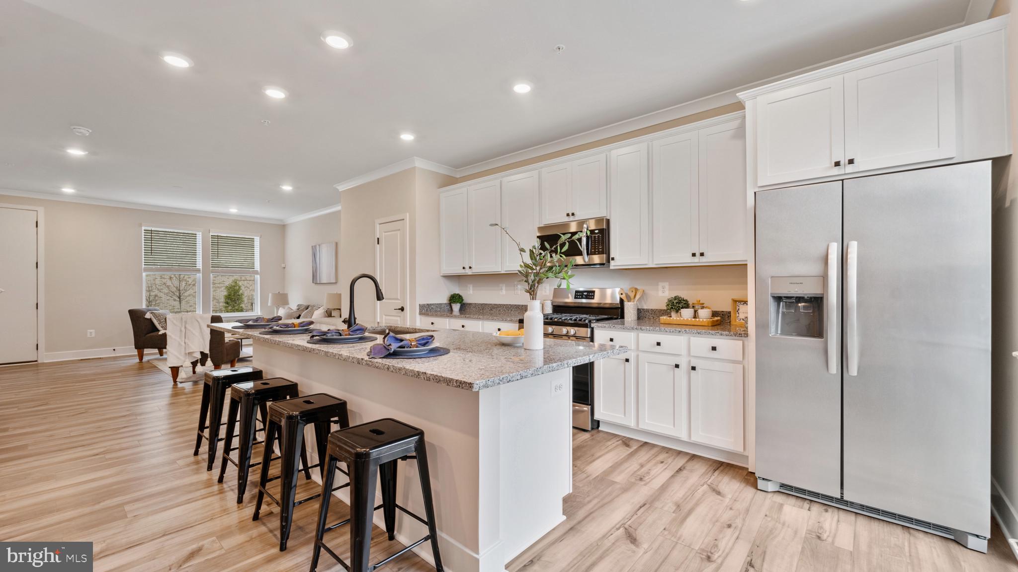 MEDFIELD - Residential