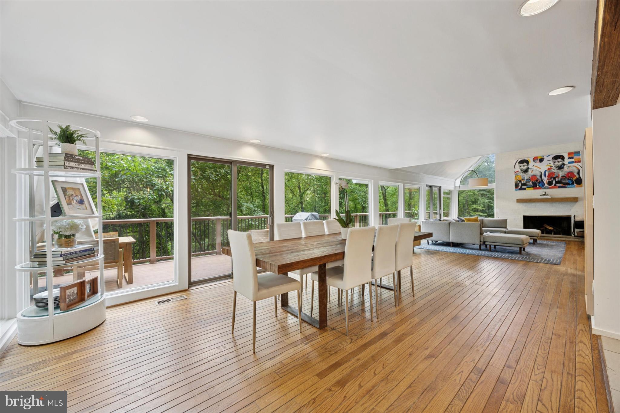 GLADWYNE - Residential