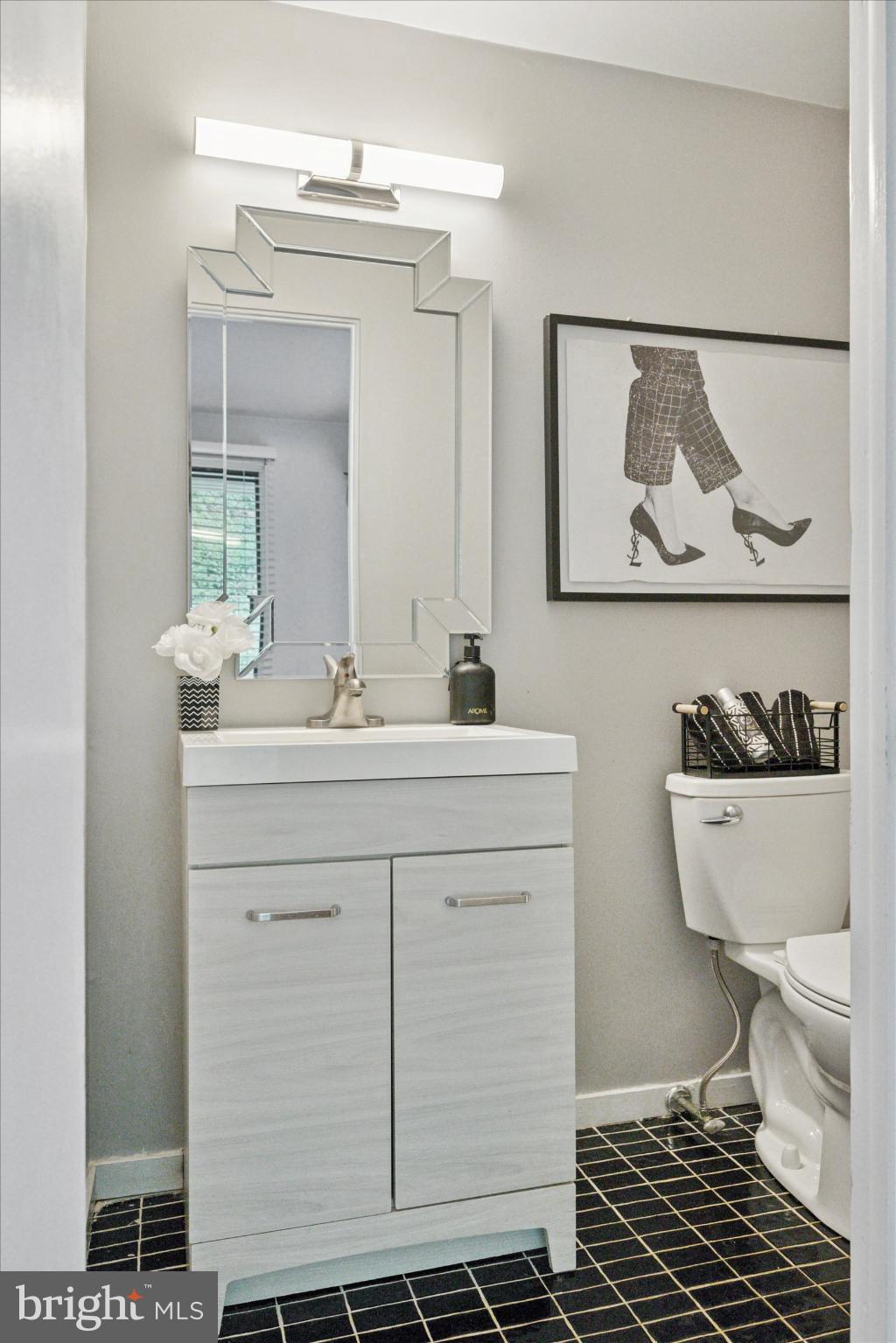 GLADWYNE - Residential