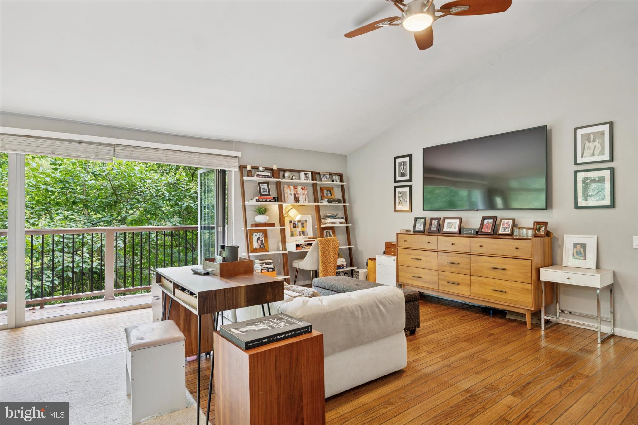 10 CONSHOHOCKEN STATE ROAD