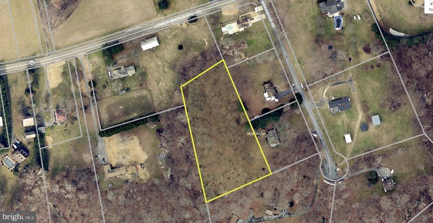 VALID 2024 PERC!!!   Building permit obtained by Purchaser prior  to settlement.
3.11 acres in Huntingtown, just off of Lower Marlboro Rd.  Northern location with great schools, small neighborhood and easy access to Rt 2 and 4.  Plat and topo are in documents online.  Lot is staked so can easily walk the property lines.  Driveway will come in just past the first house on your right and then open up to a great building site.  Bring your own builder and build in your own time frames.