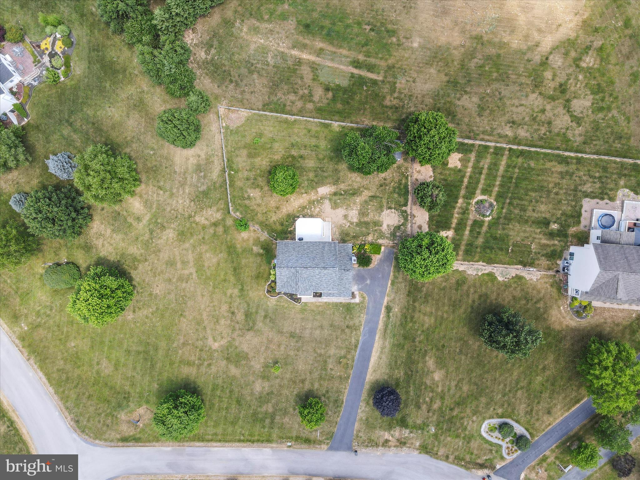 MEADOW BROOK - Residential