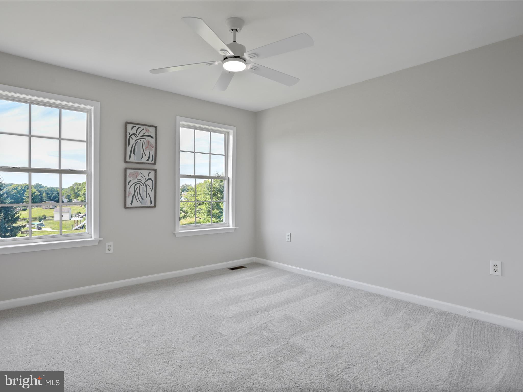 MEADOW BROOK - Residential