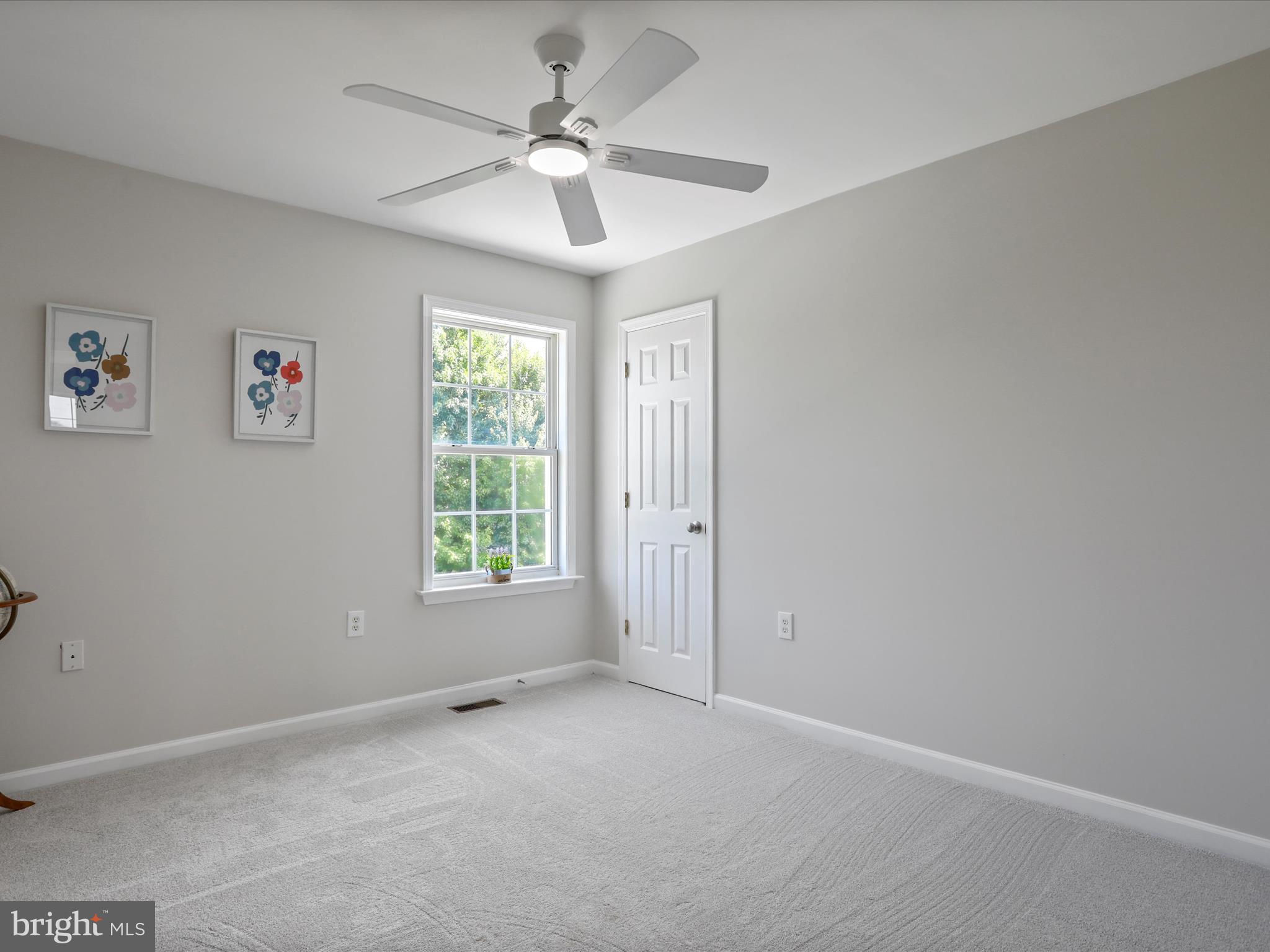 MEADOW BROOK - Residential