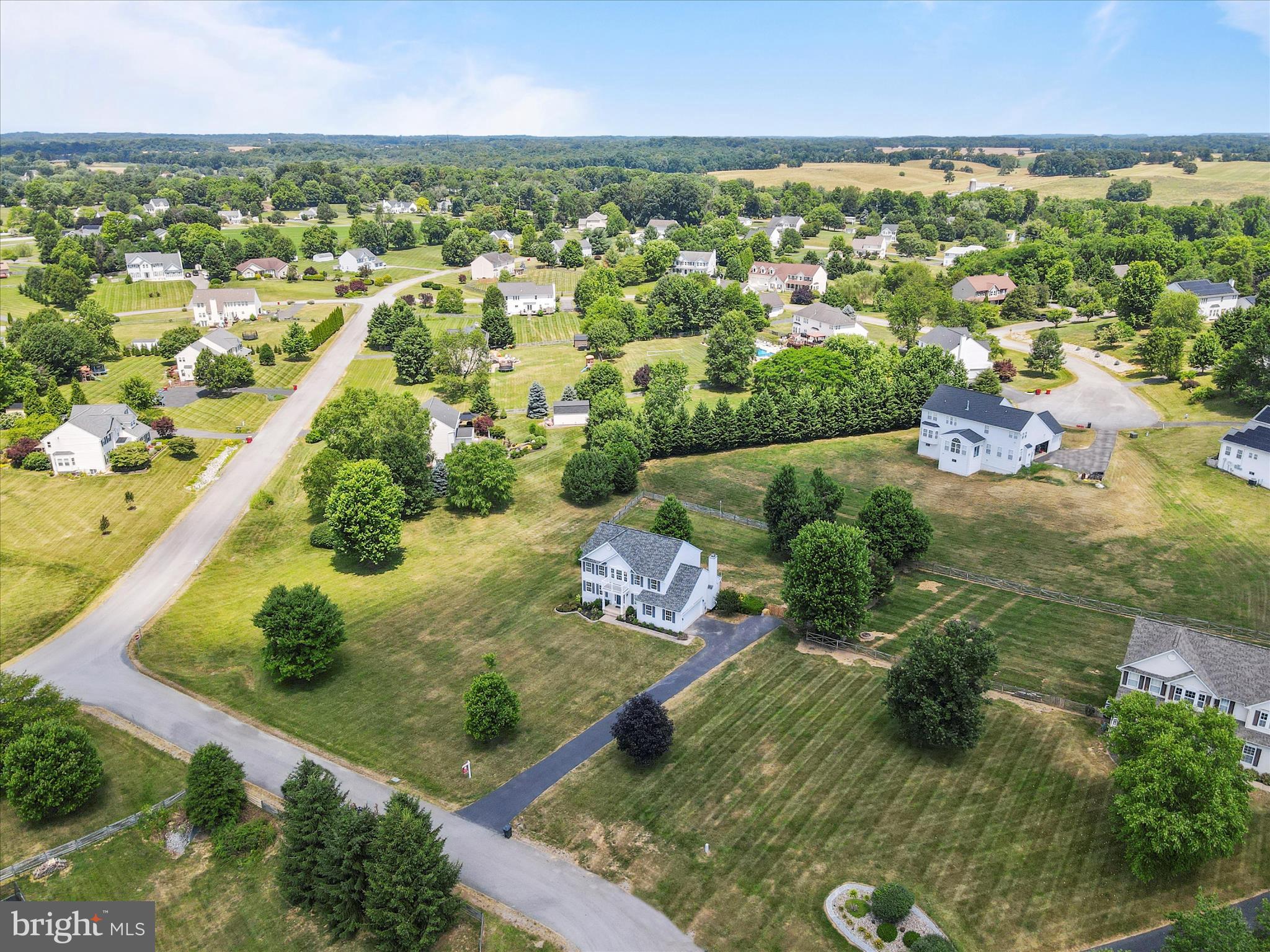 MEADOW BROOK - Residential