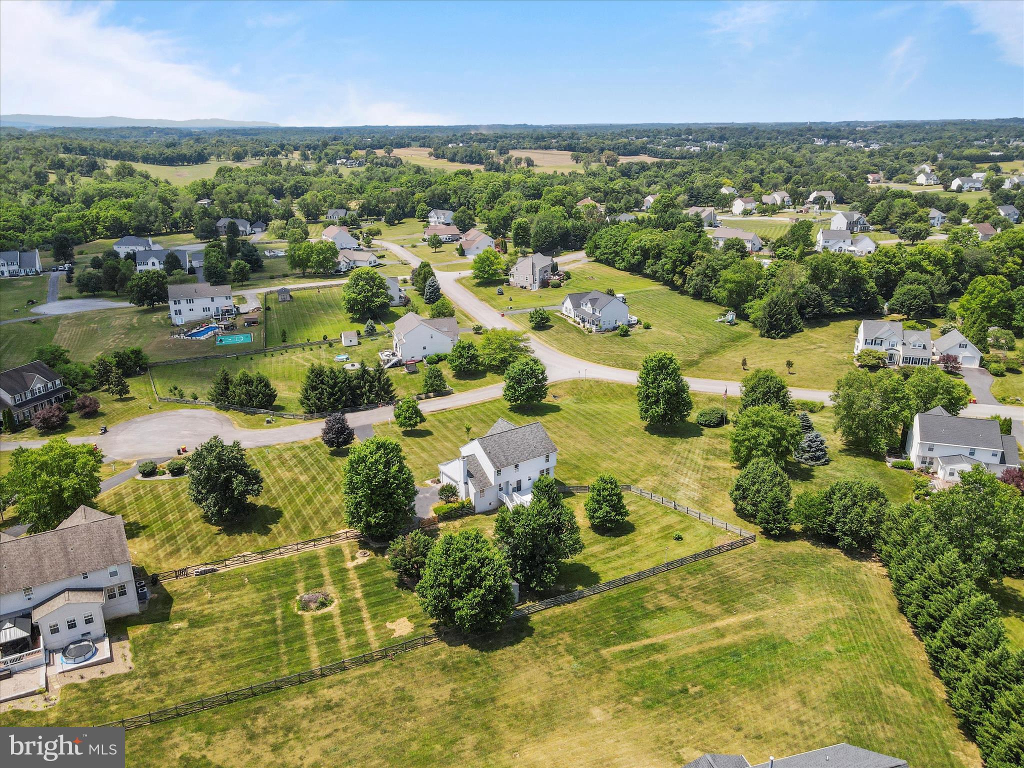 MEADOW BROOK - Residential