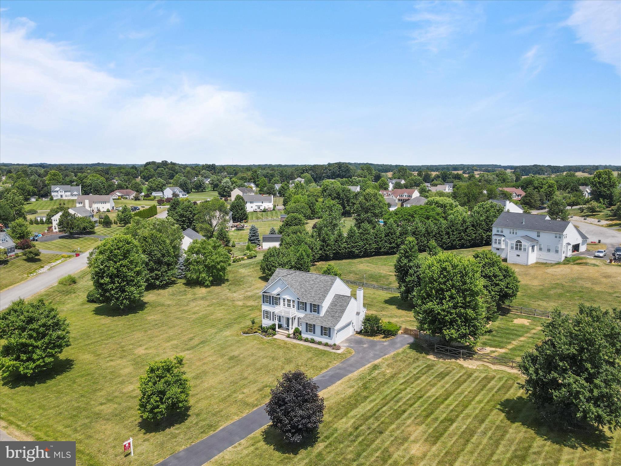 MEADOW BROOK - Residential