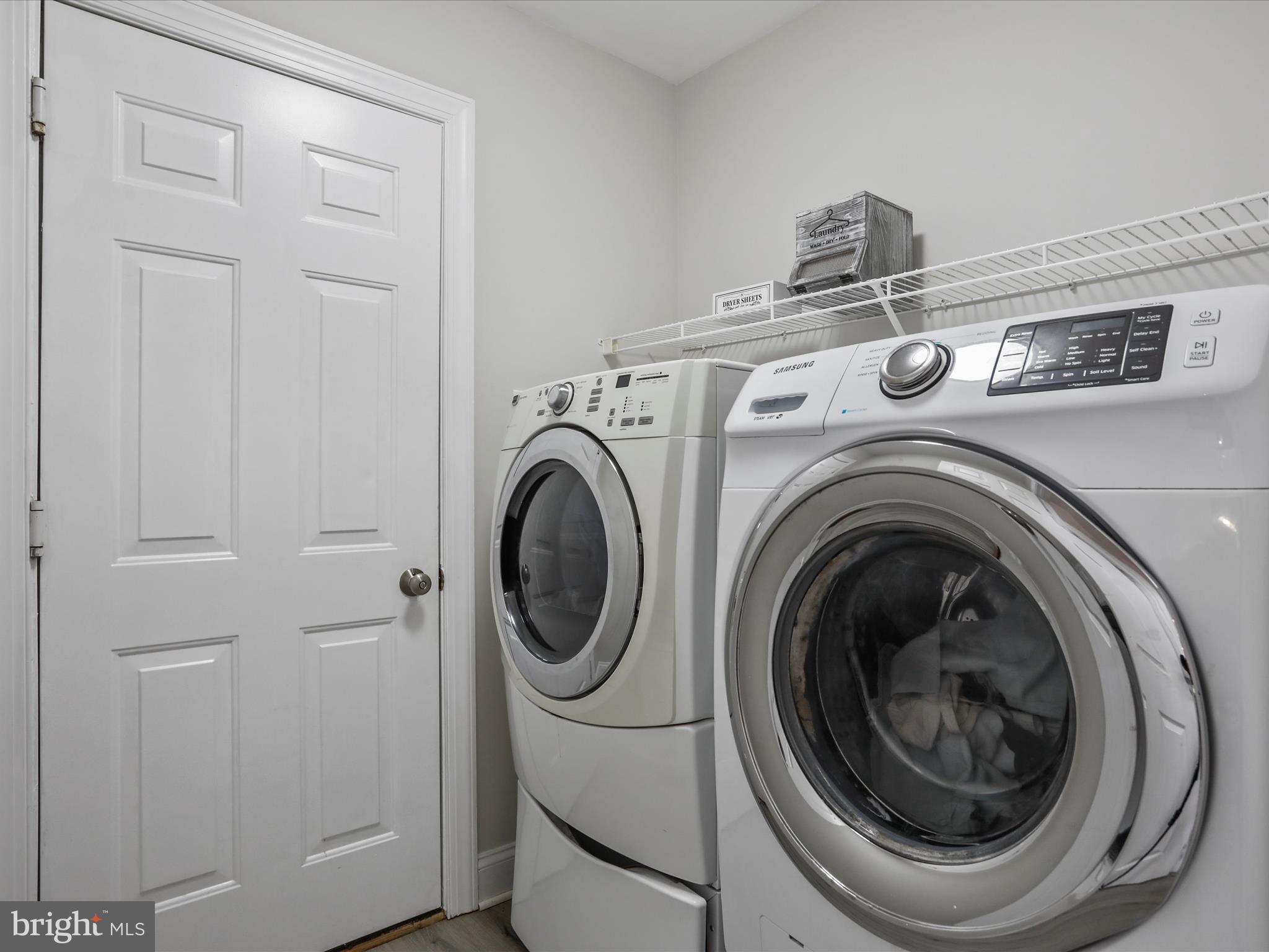 MEADOW BROOK - Residential