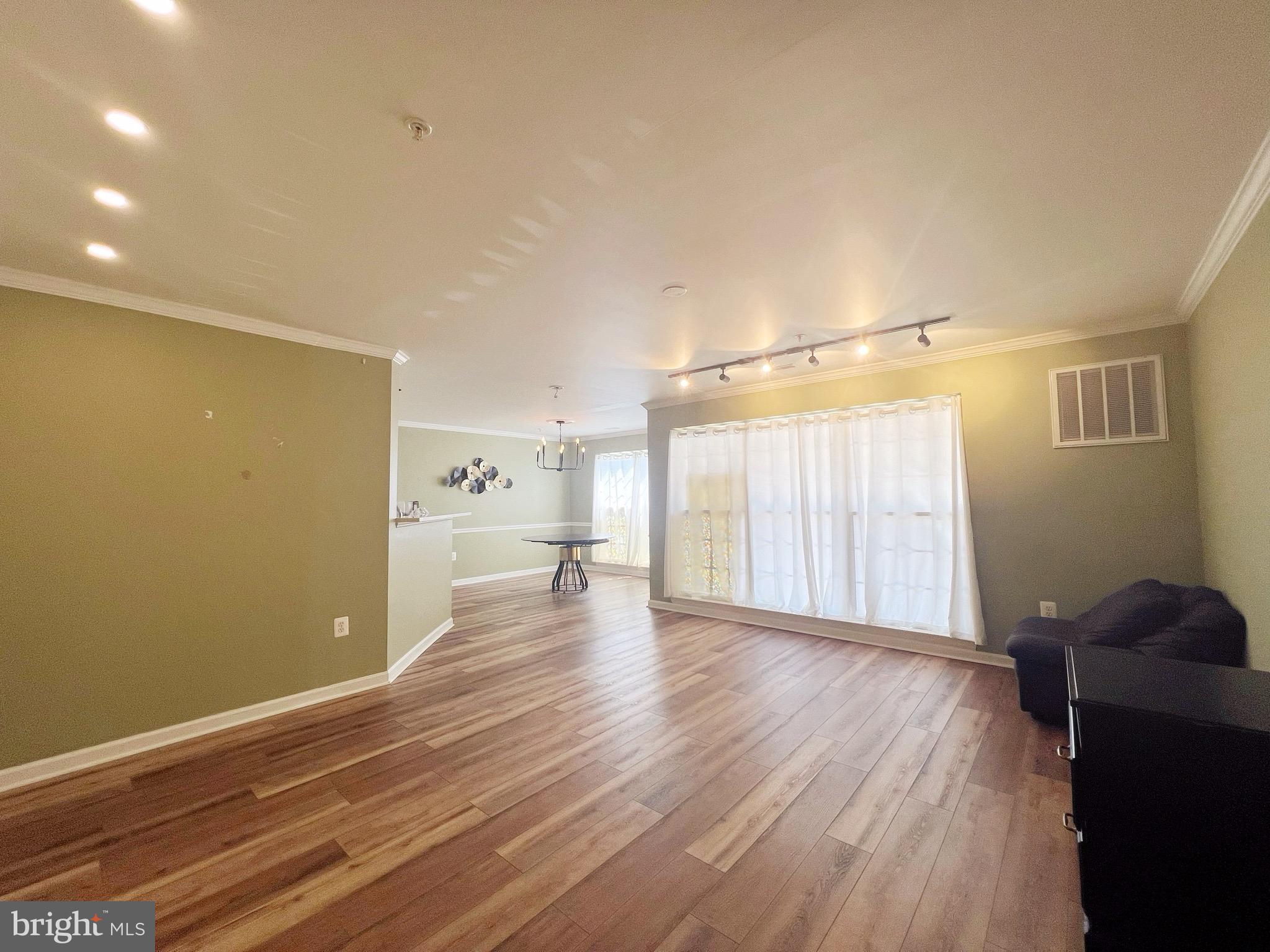 RIDGEVIEW II - Residential