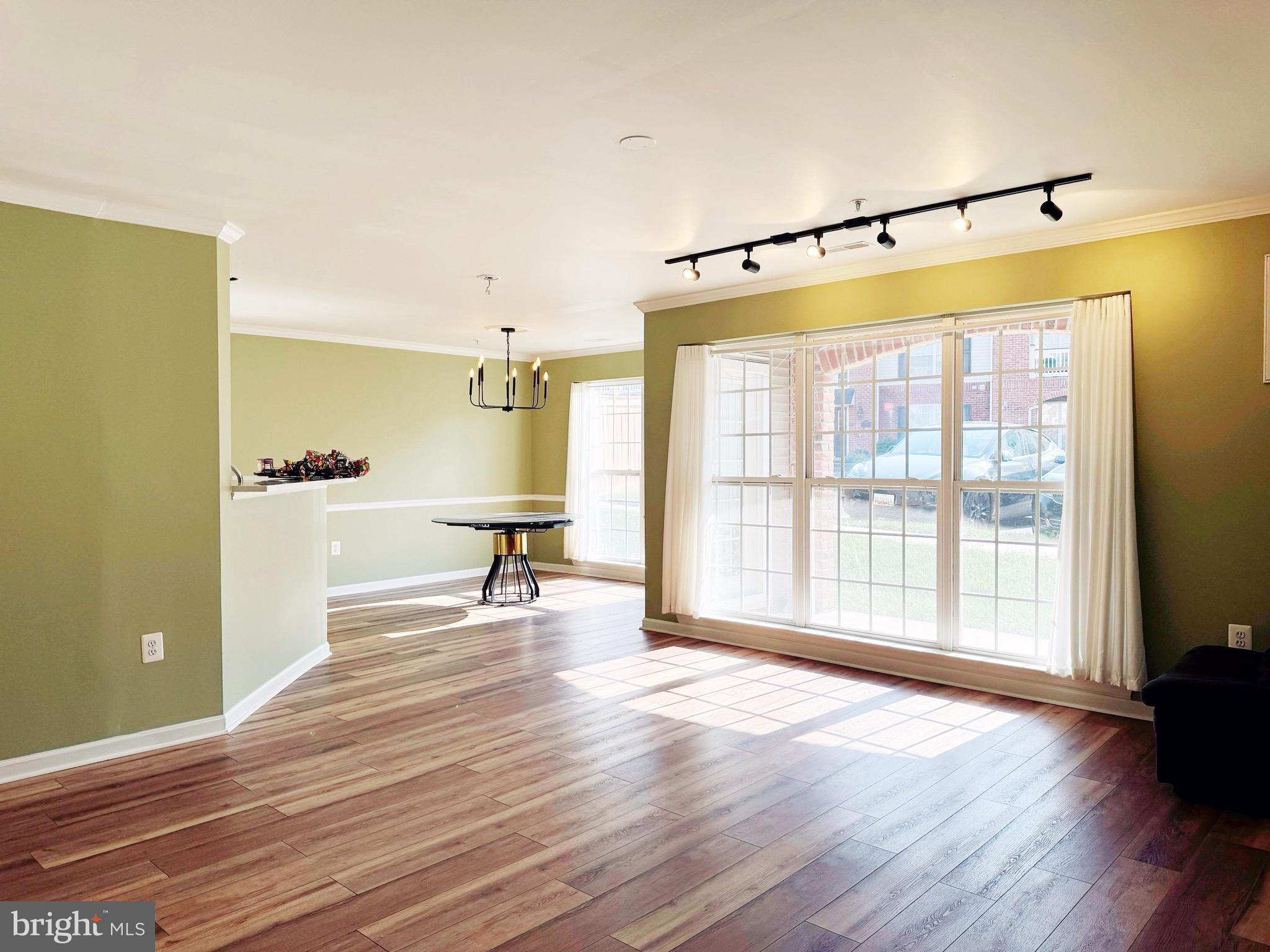 RIDGEVIEW II - Residential