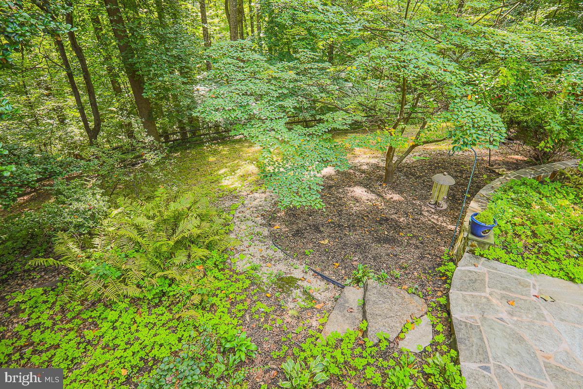 WORTHINGTON HILL - Residential