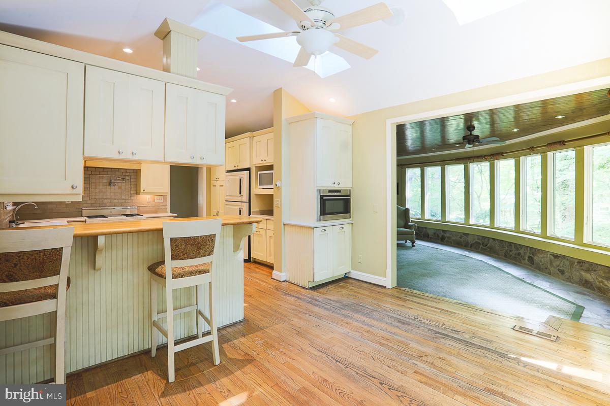 WORTHINGTON HILL - Residential