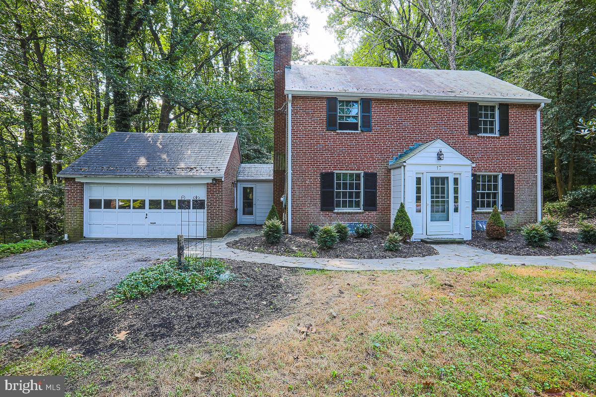 WORTHINGTON HILL - Residential