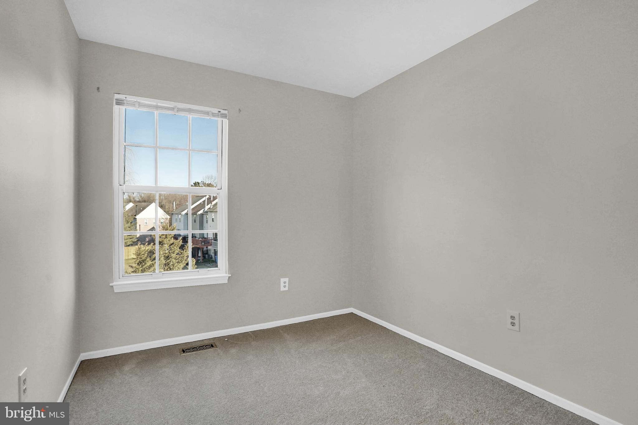 CROMWELL STATION - Residential