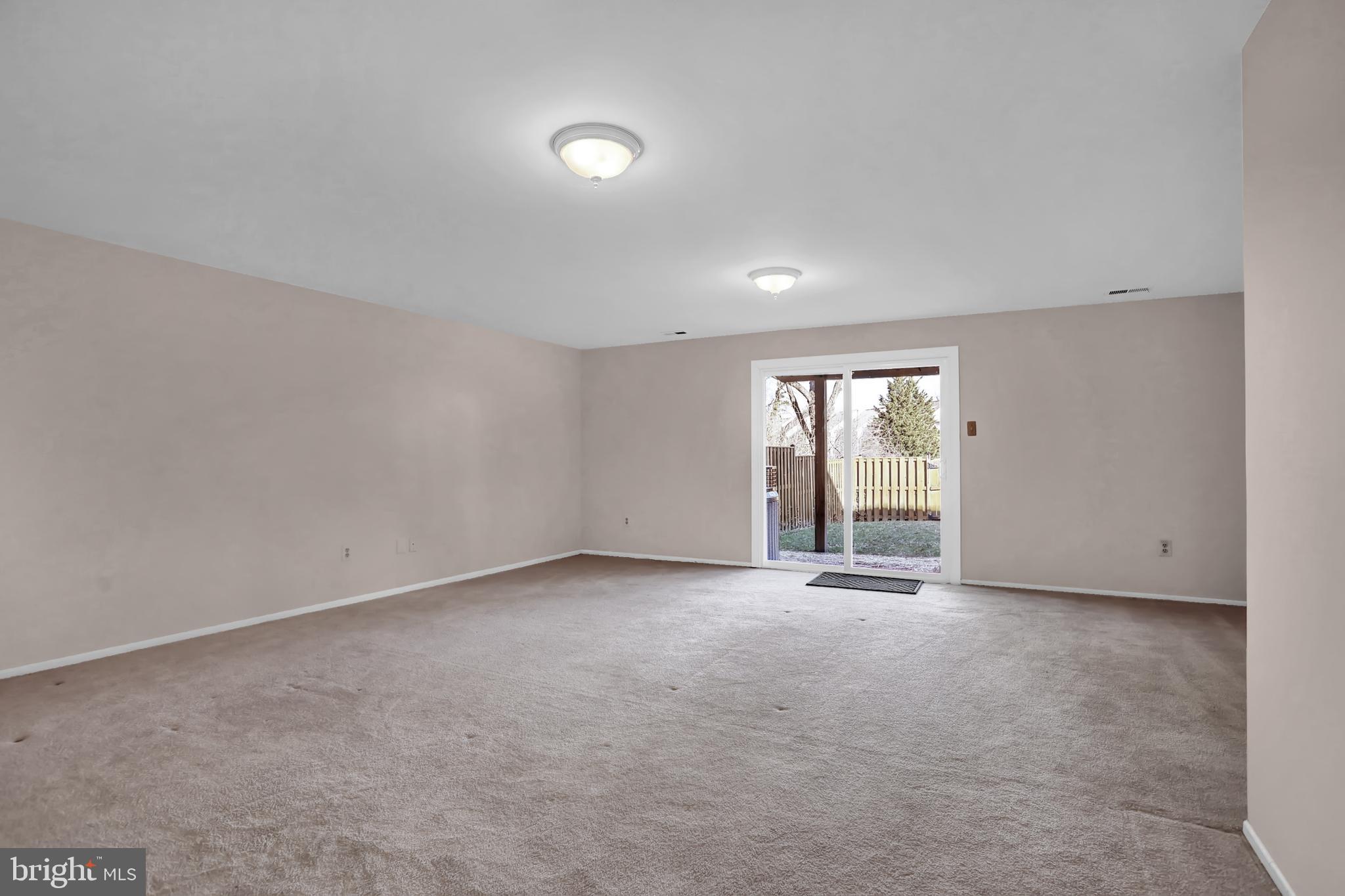 CROMWELL STATION - Residential