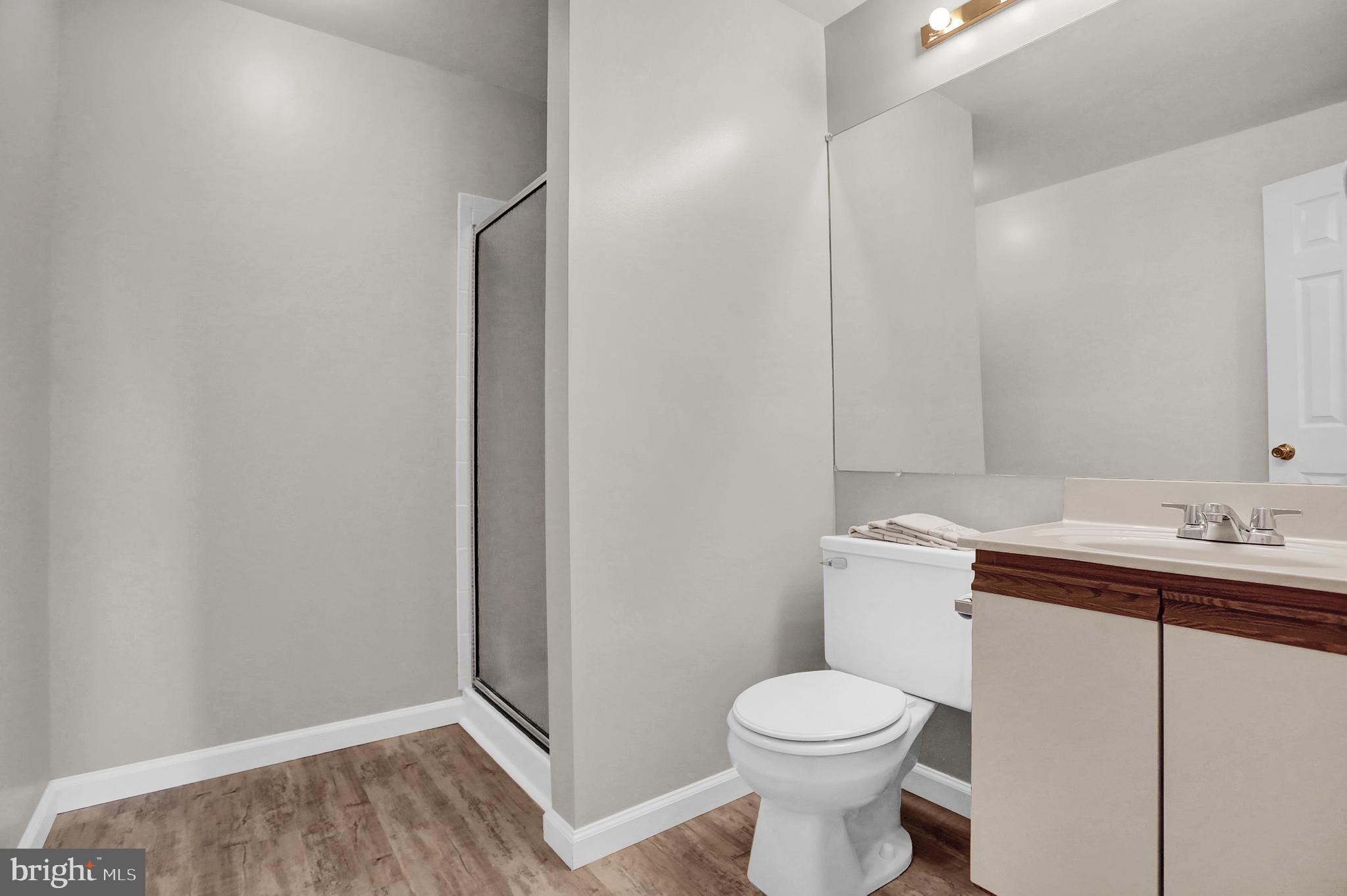 CROMWELL STATION - Residential