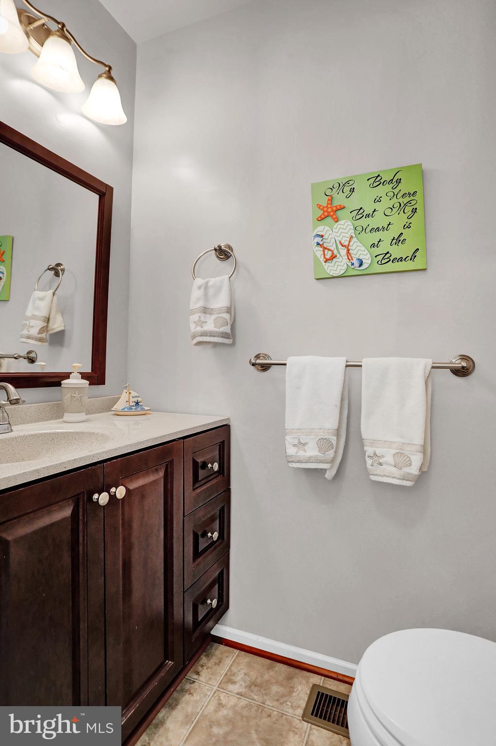 CROMWELL STATION - Residential