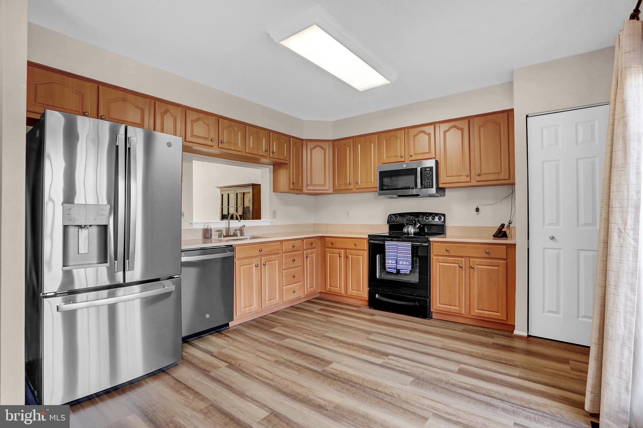 CROMWELL STATION - Residential