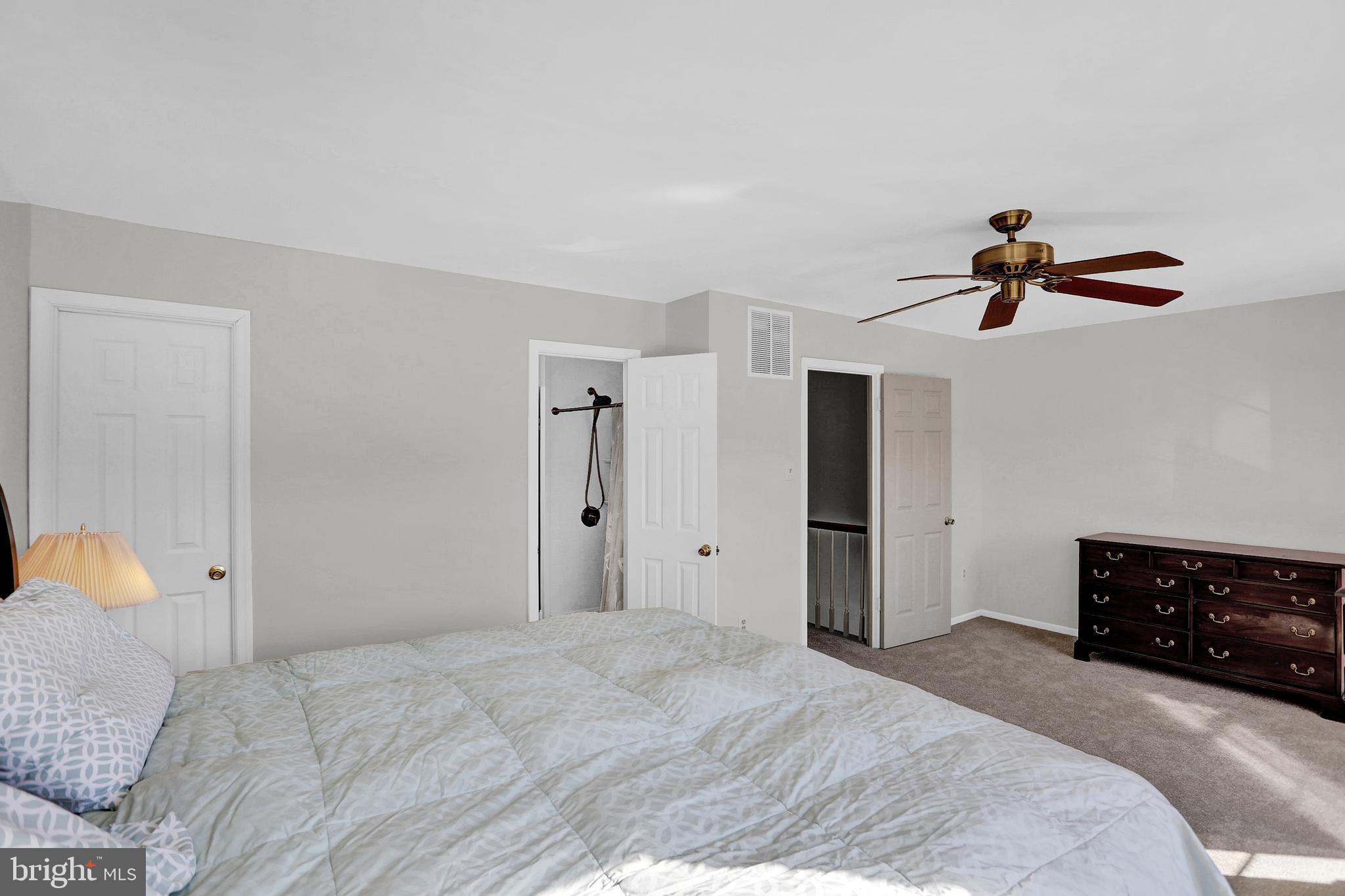 CROMWELL STATION - Residential