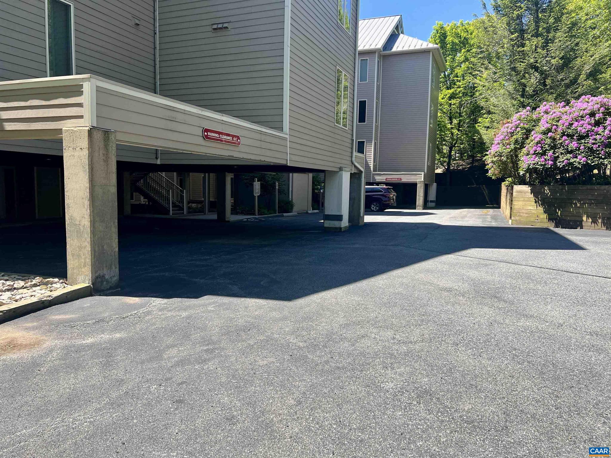 WINTERGREEN RESORT - Residential