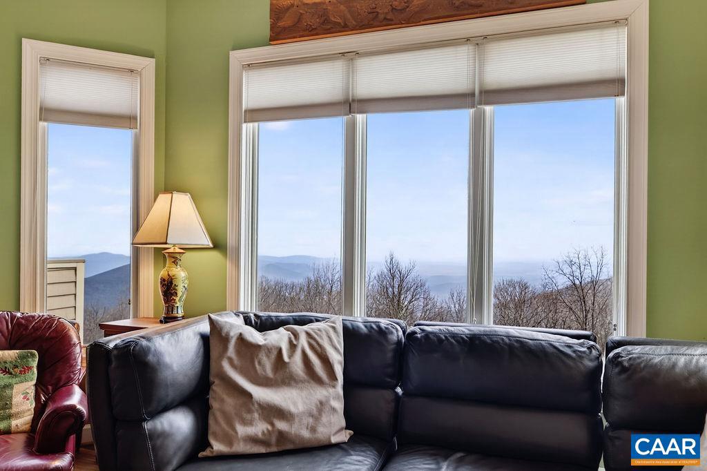 WINTERGREEN RESORT - Residential