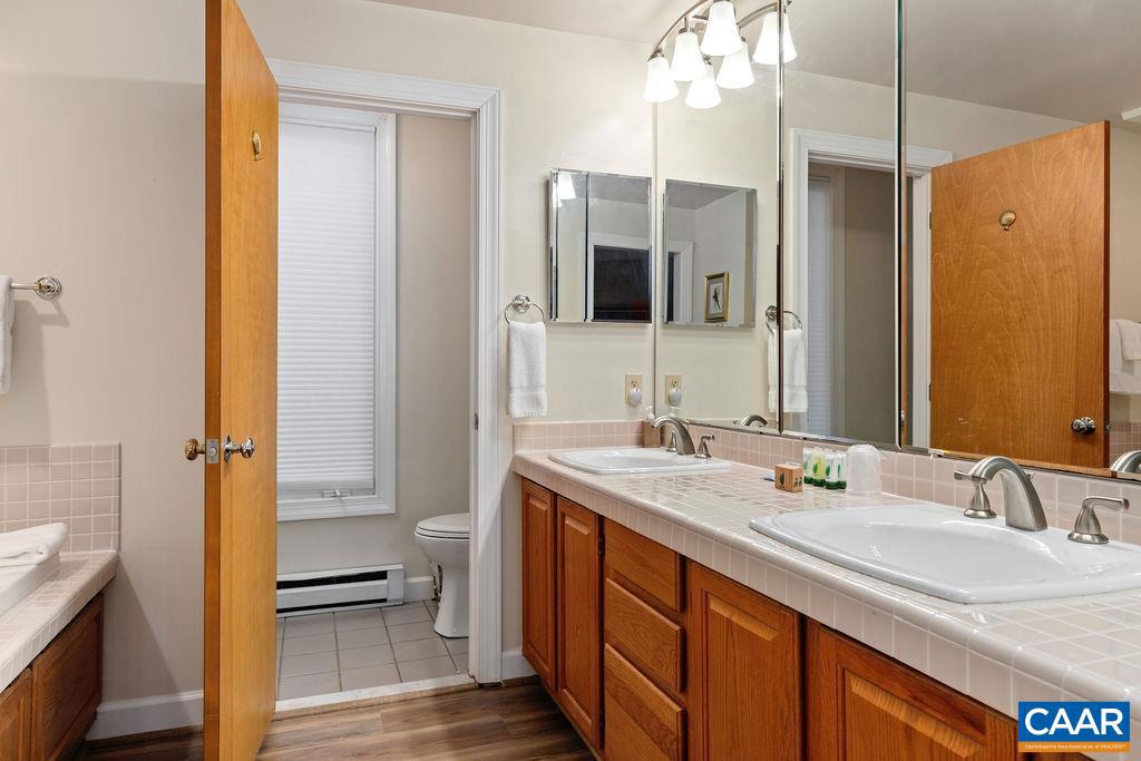 WINTERGREEN RESORT - Residential