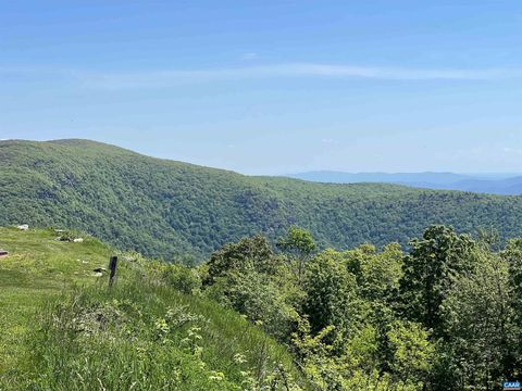 Condo For Sale - 1808 High Ridge Ct Condos<br/> WINTERGREEN RESORT, VA 22967