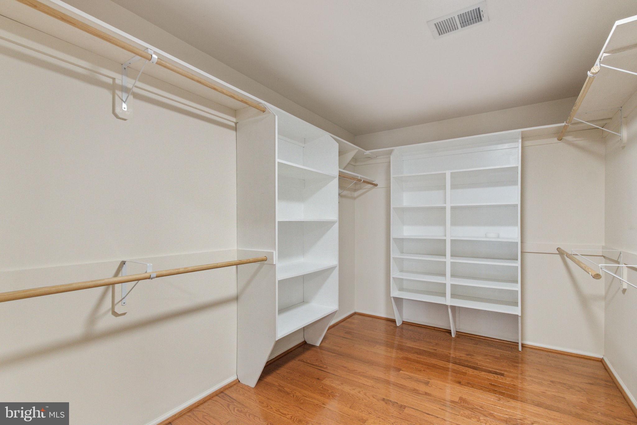 APPLE GROVE - Residential