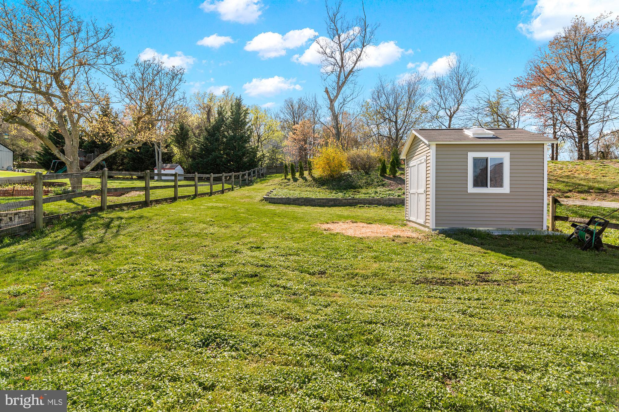 ARBUTUS - Residential