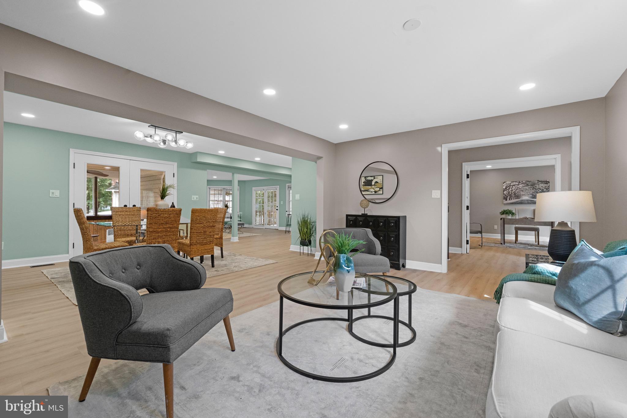 KINGS PARK WEST - Residential