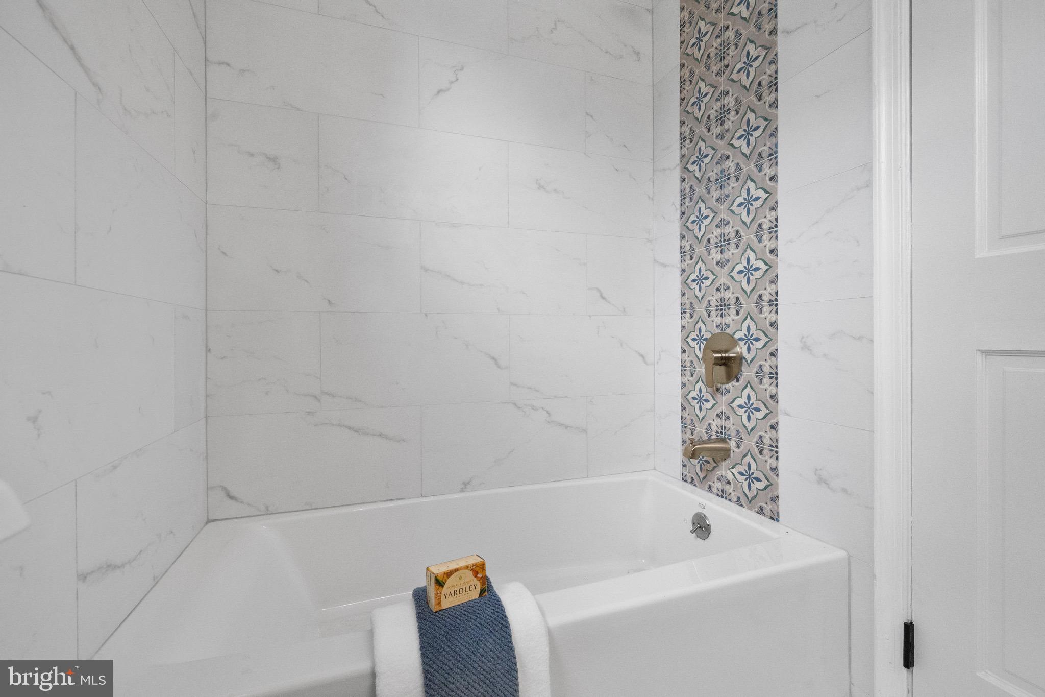 KINGS PARK WEST - Residential