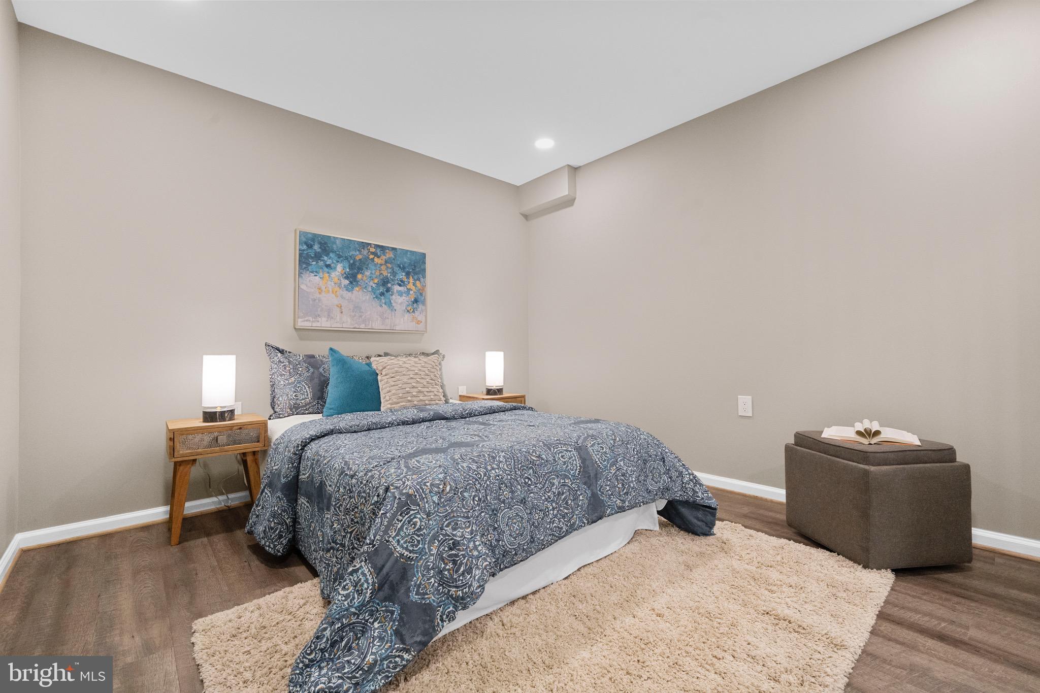 KINGS PARK WEST - Residential