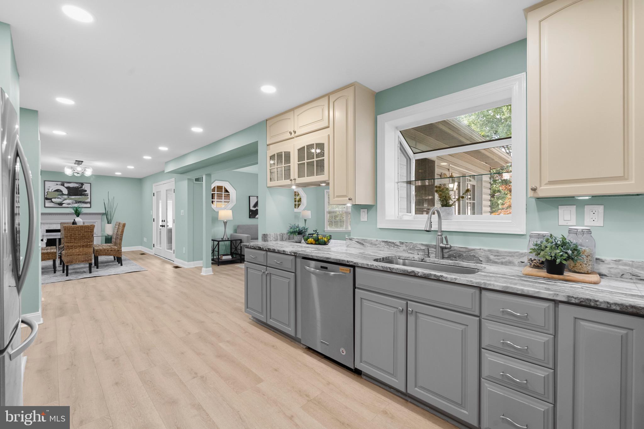 KINGS PARK WEST - Residential