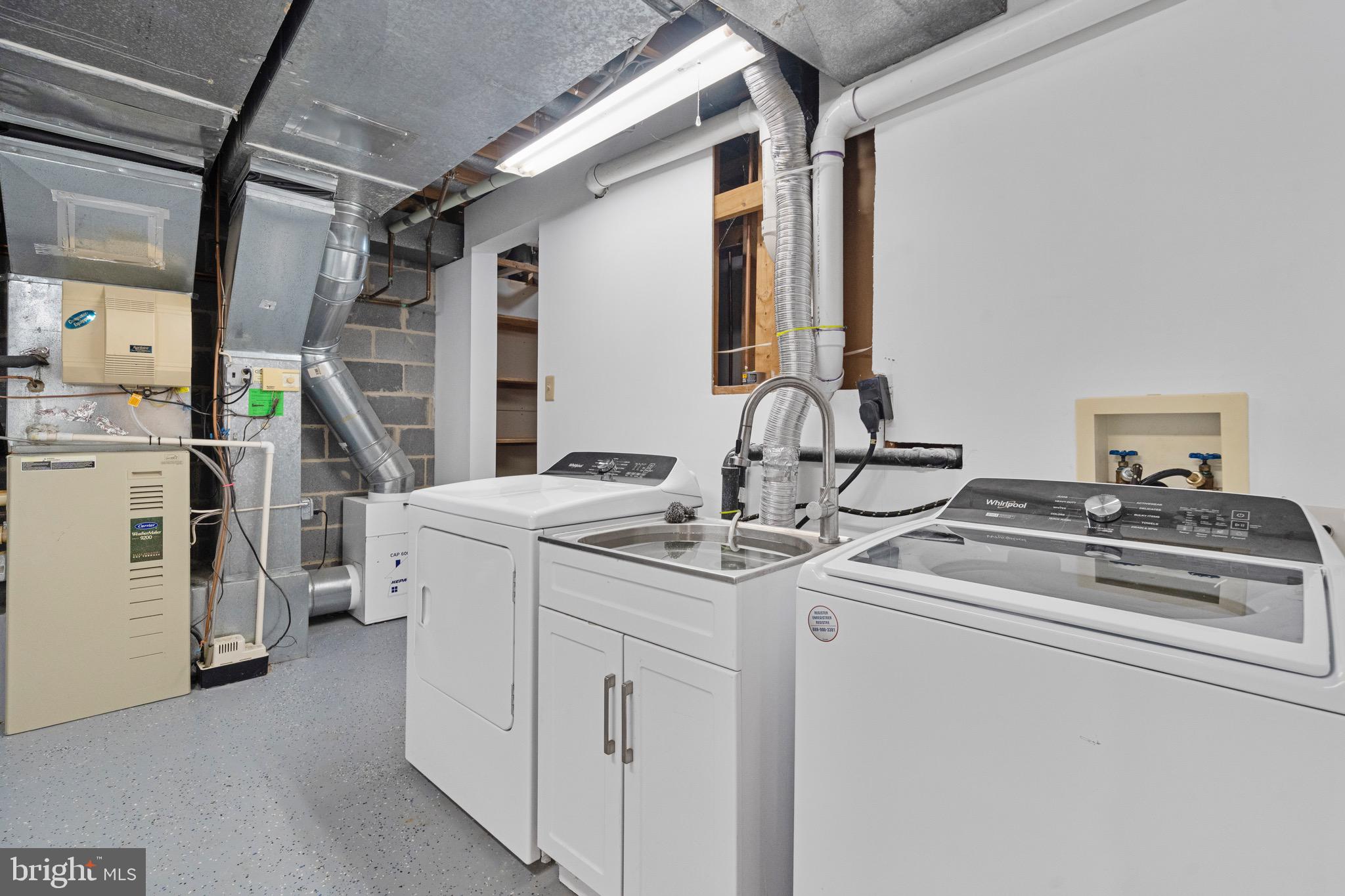 KINGS PARK WEST - Residential