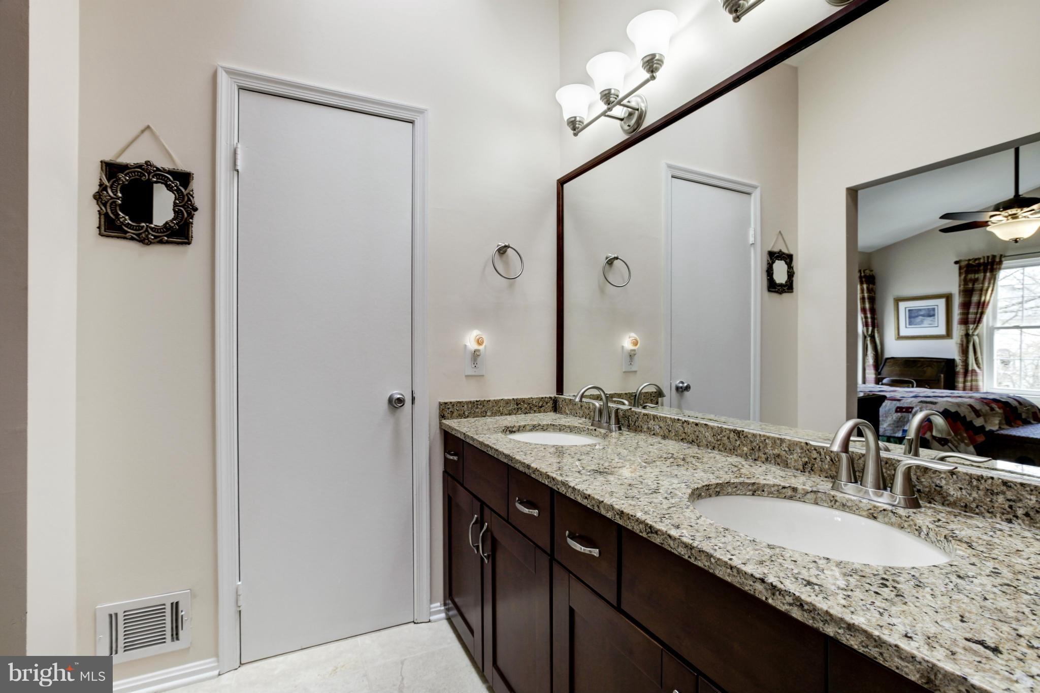 HUNTER VILLAGE - Residential