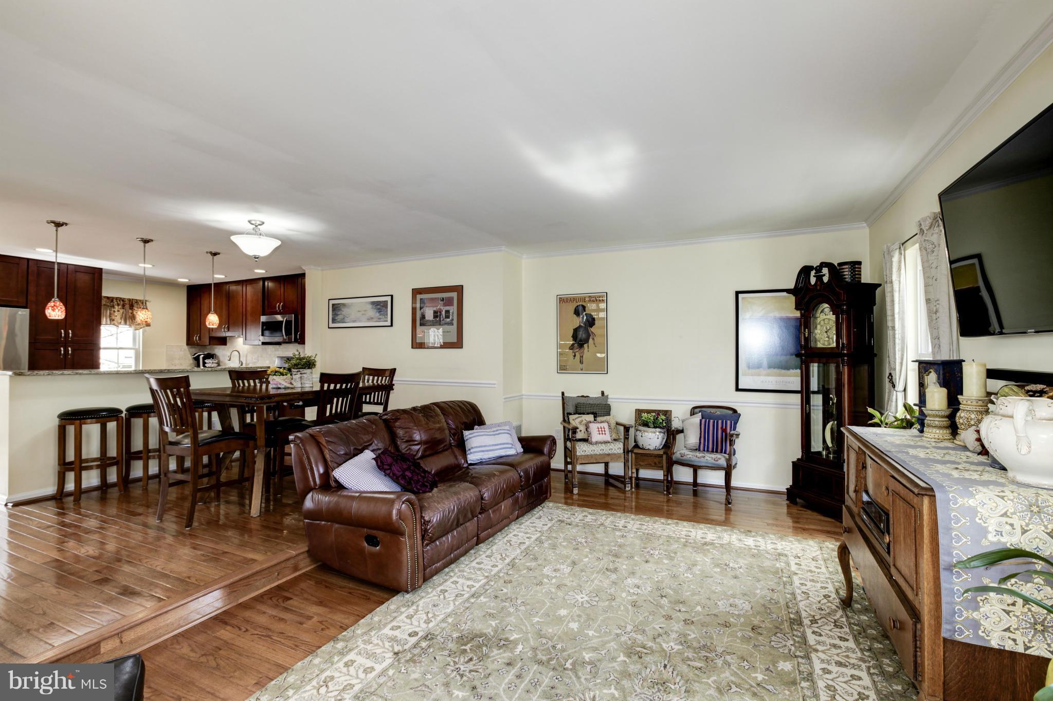 HUNTER VILLAGE - Residential