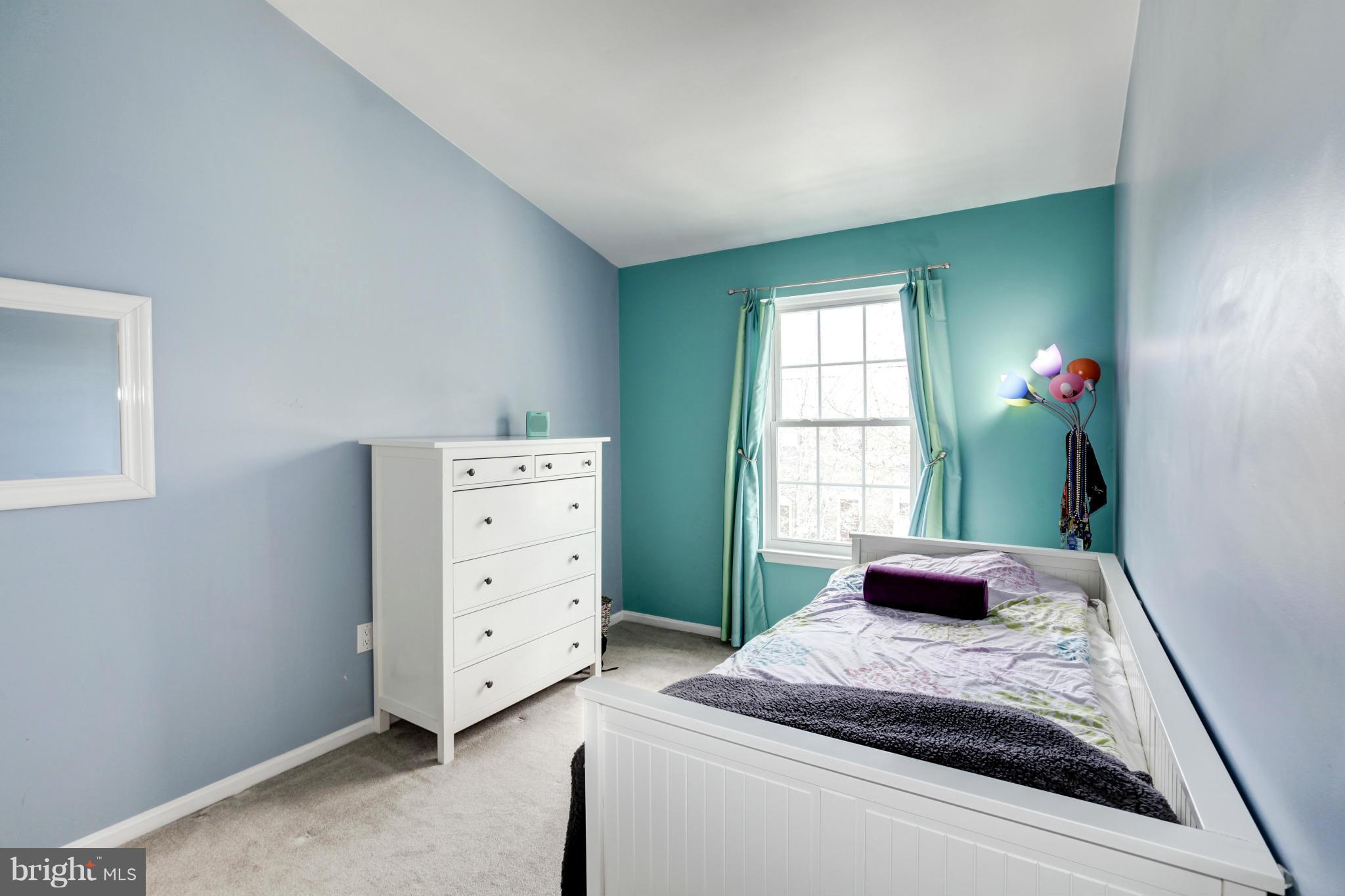 HUNTER VILLAGE - Residential