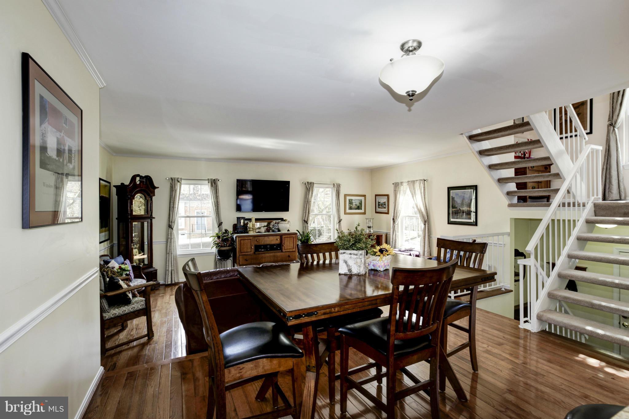 HUNTER VILLAGE - Residential