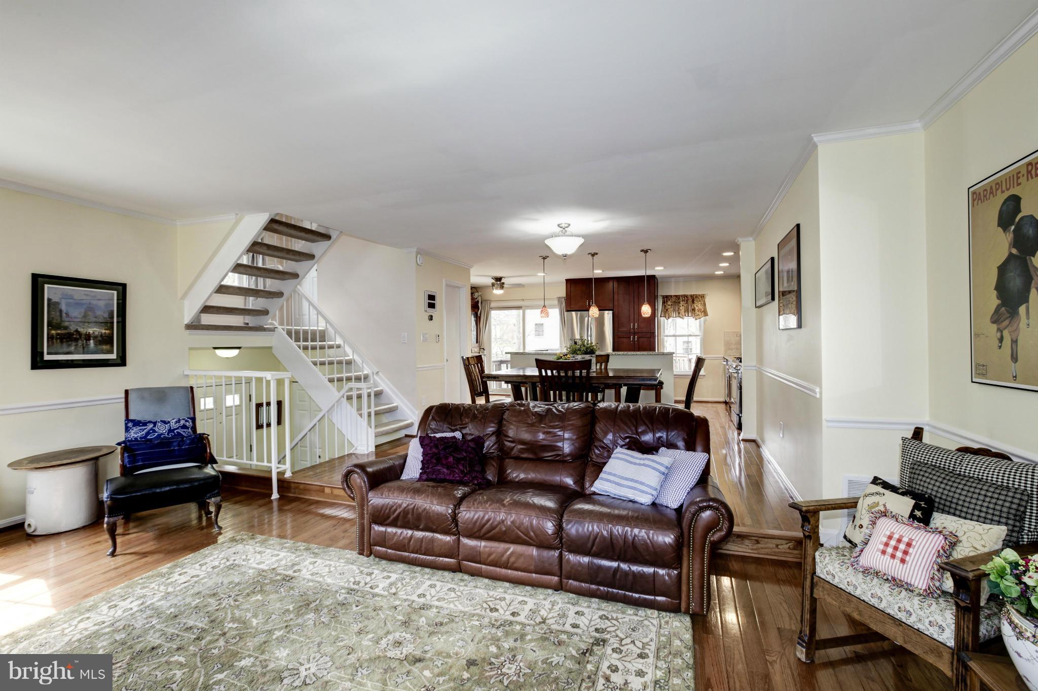 HUNTER VILLAGE - Residential